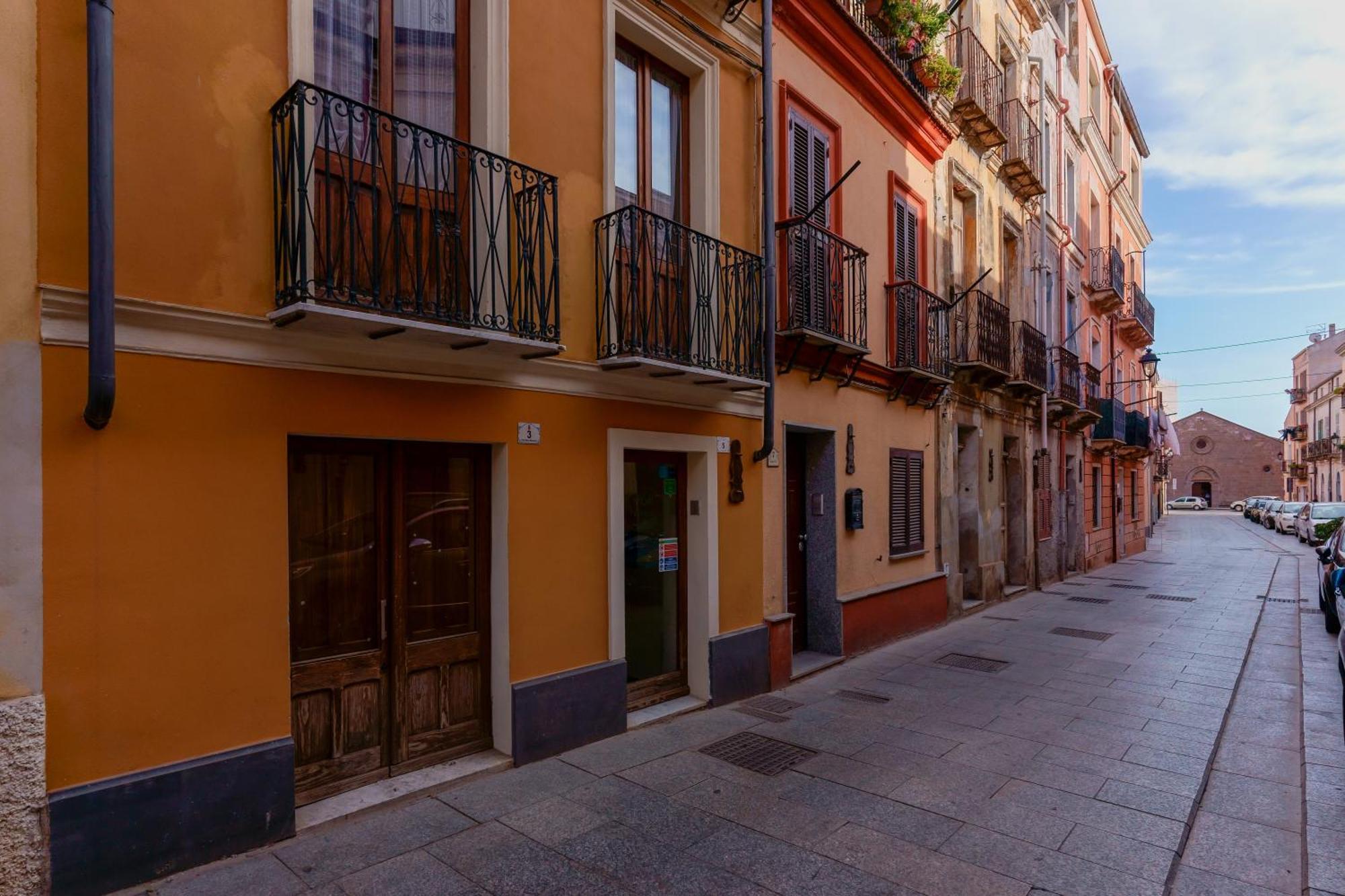 Hotel Il Palazz8 Iglesias Exteriér fotografie